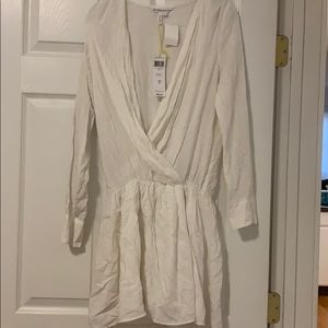 BCBG NWT SZ Small Generation white Womens dress